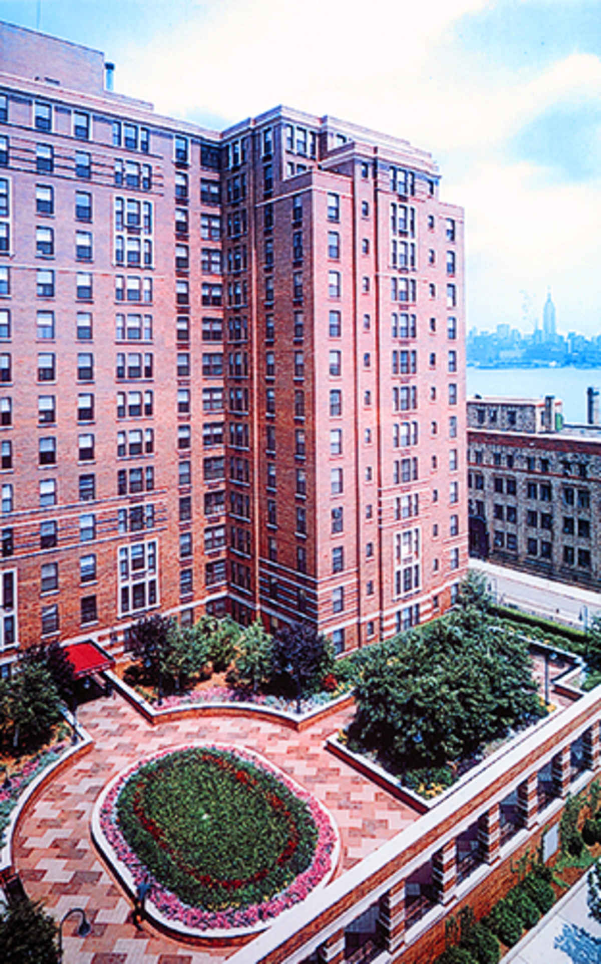 Hoboken South Waterfront - Apartments in Hoboken, NJ